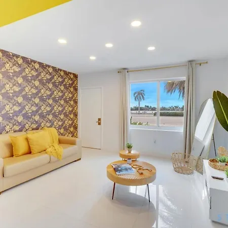 Appartement Hollywood Broadwalk Haven - Free Parking